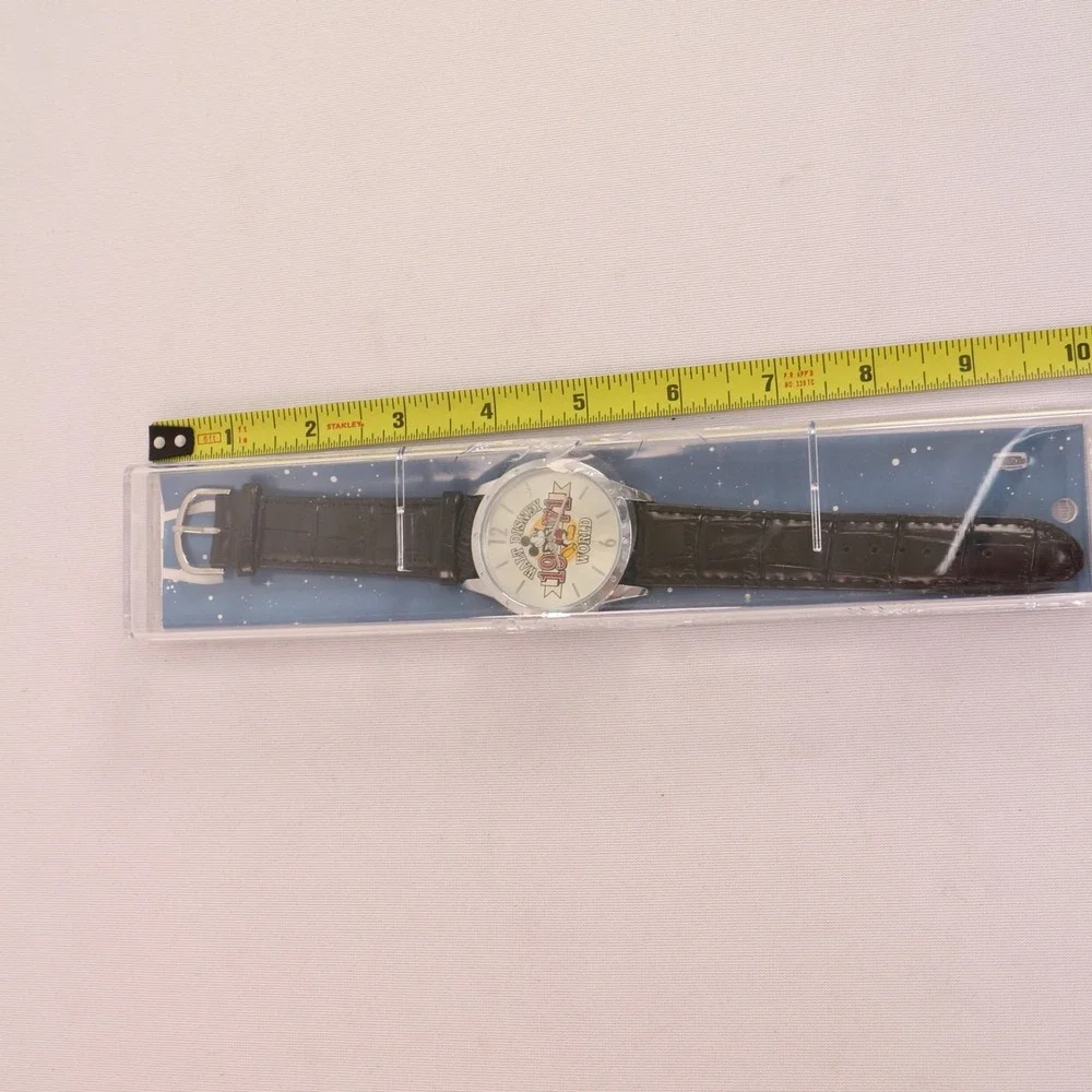 Walt Disney World Mickey Mouse Watch NIB Limited Release Analog Leather Strap